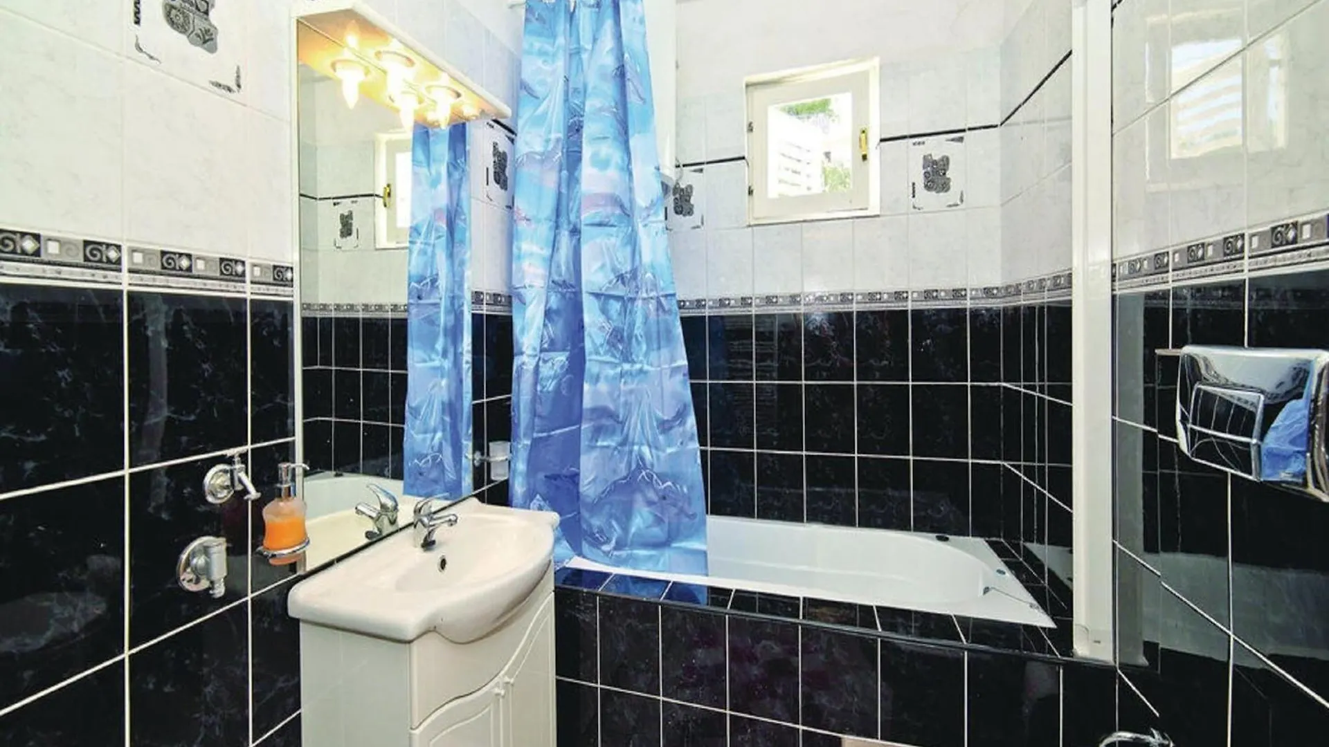 Apartments Halilovi - Two Bedroom Apartment 2 Trogir 0*,